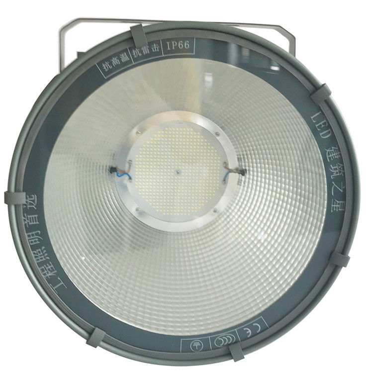 Économie d'énergie extérieur LED Flood Light 400w 600w 800w Tour Crane Light IP65 projecteurs