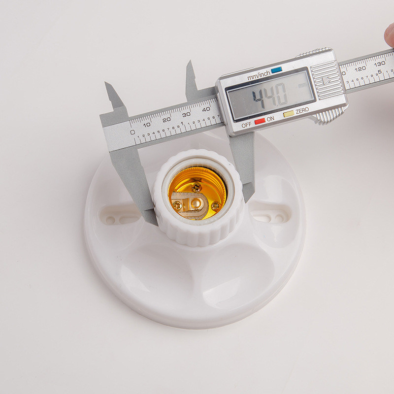 Plafond de base de lampe plat blanc type E27 Porteur de lampe à vis à tension nominale 220V