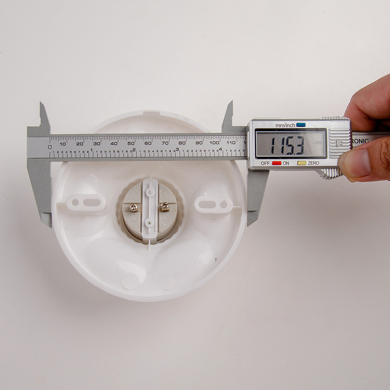 Plafond de base de lampe plat blanc type E27 Porteur de lampe à vis à tension nominale 220V